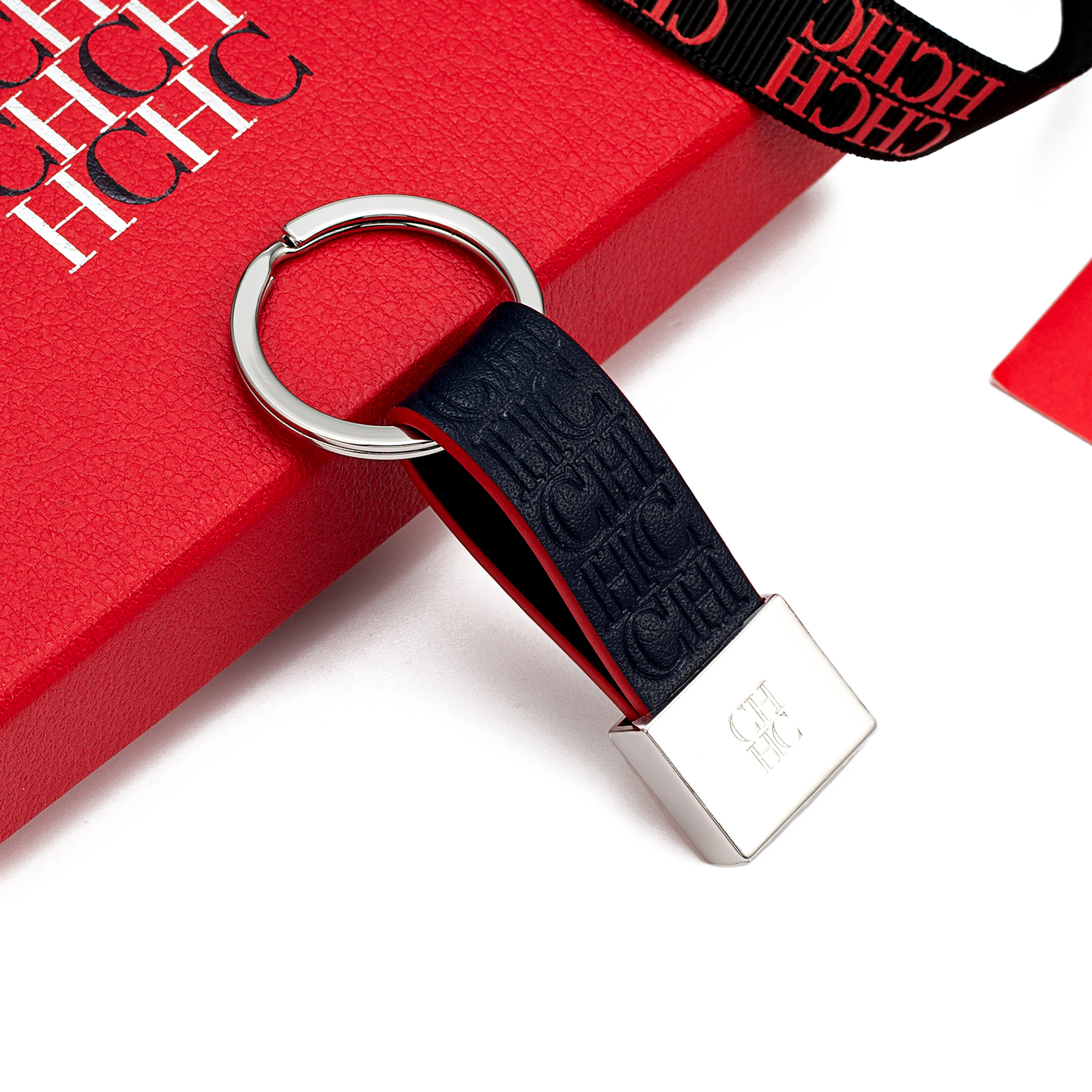 Monogram Keychain Leather - CH Geprägter Monogramm-Leder-Schlüsselanhänger Vergoldeter Schlüsselring Luxuriöser