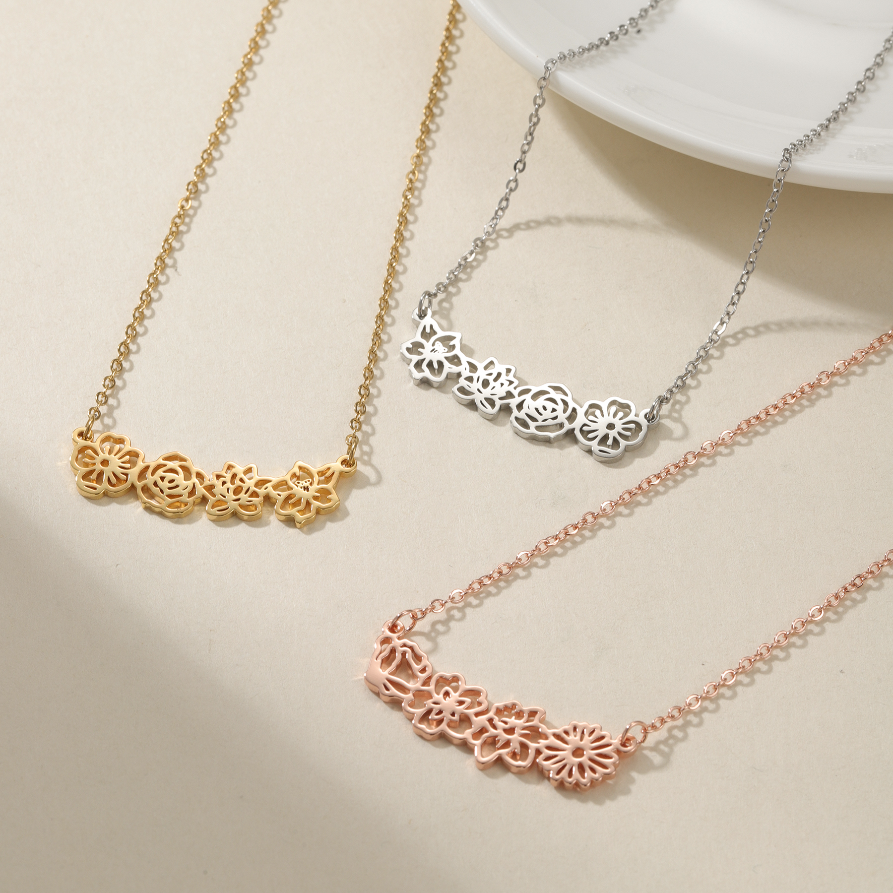Personalisierte Halskette Maßg – Birth Flower Necklace Bewertung und Preis