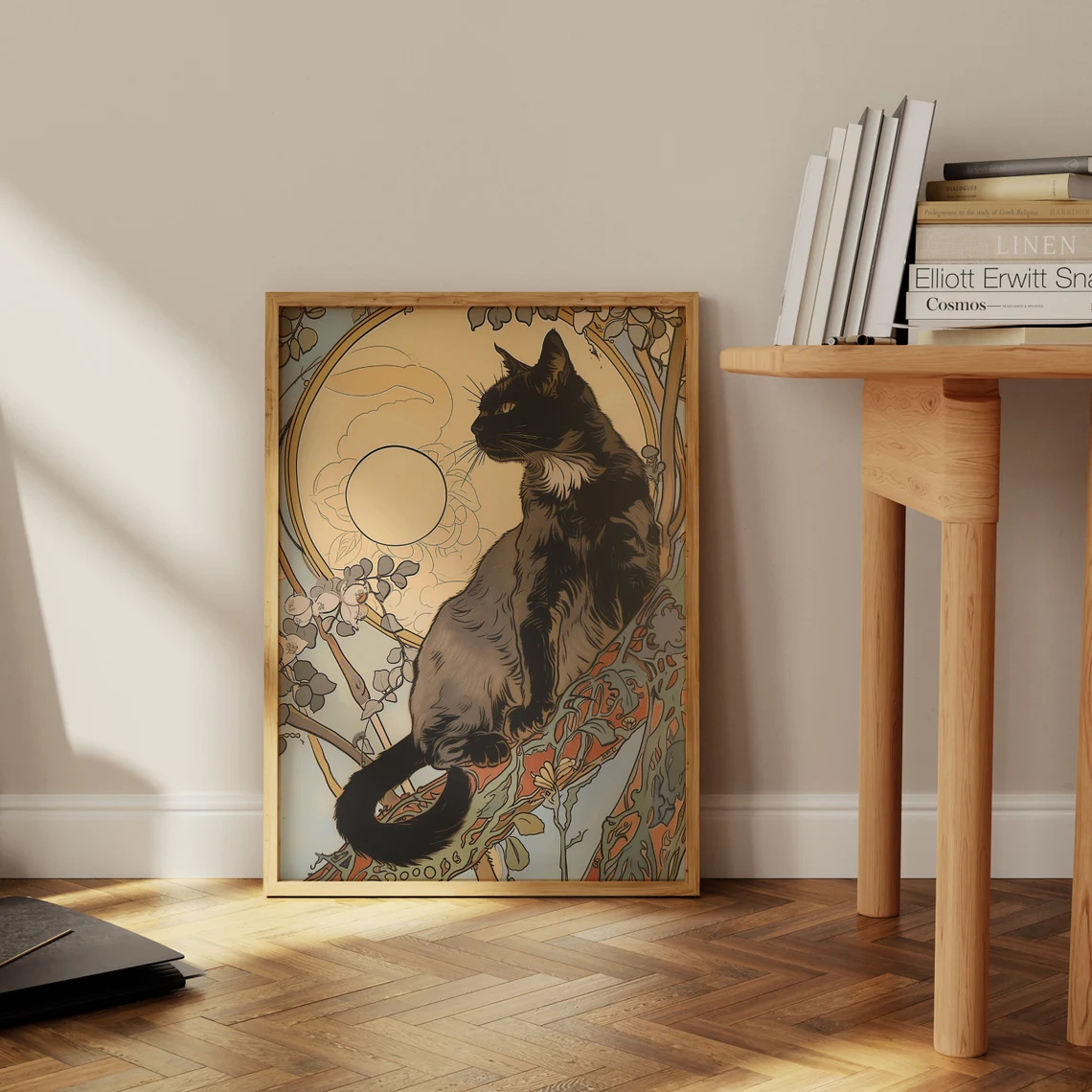 Schwarze Katze, die auf einem  – Family Tree Print Bewertung und Preis